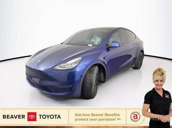 TESLA MODEL Y 2020 5YJYGDEE7LF021413 image